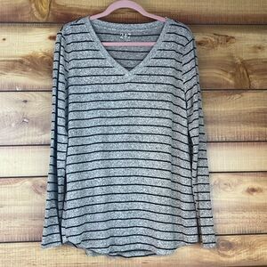 Maurices 24/7 Womens Sweater Large Soft Cozy Striped Knit Long Sleeve Top‎ Shirt